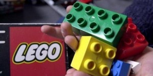 Lego voudrait renoncer à ses briques en plastique