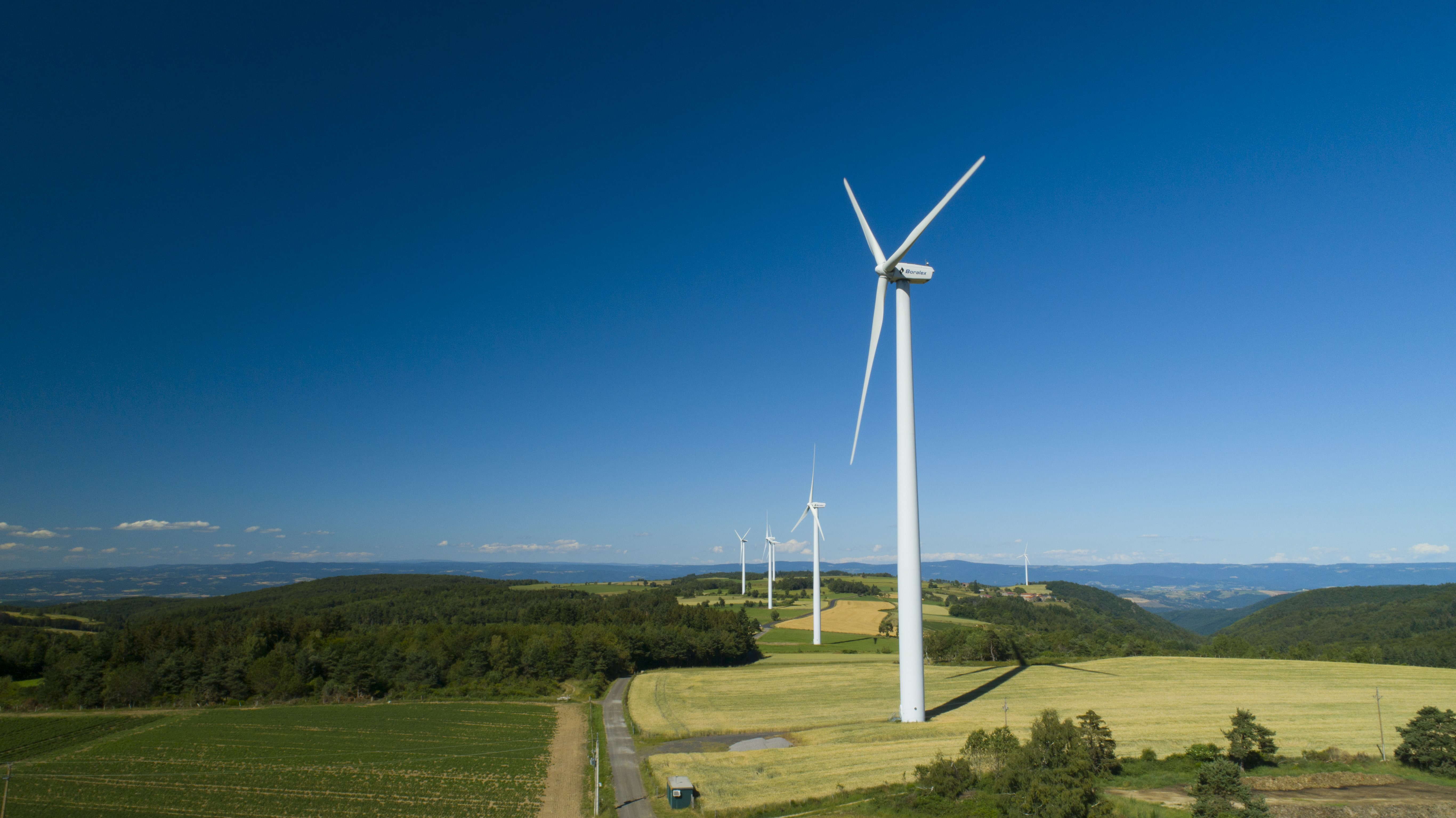 Eolien, agrivoltaïsme : comment le canadien Boralex compte « équilibrer sa production » en Auvergne Rhône-Alpes