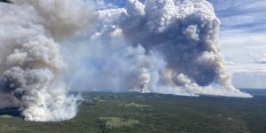 La Colombie-Britannique demande de l’aide pour lutter contre ses incendies de forêt