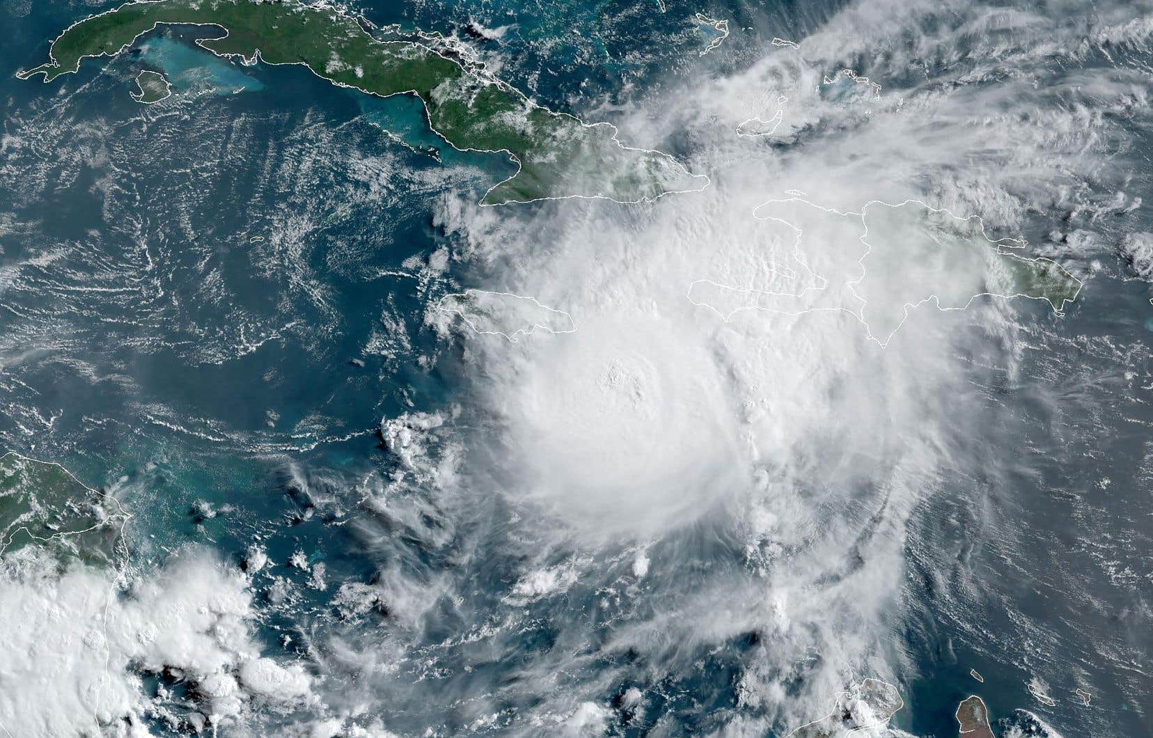 L’ouragan «Béryl» s’apprête à toucher la Jamaïque et les îles Caïmans