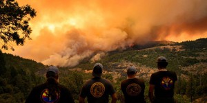 Des milliers d’évacuations en Californie face à un mégafeu qui grossit rapidement