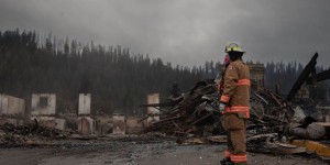 Des progrès contre les flammes à Jasper