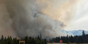 Le temps frais et humide limite la propagation des incendies à Jasper