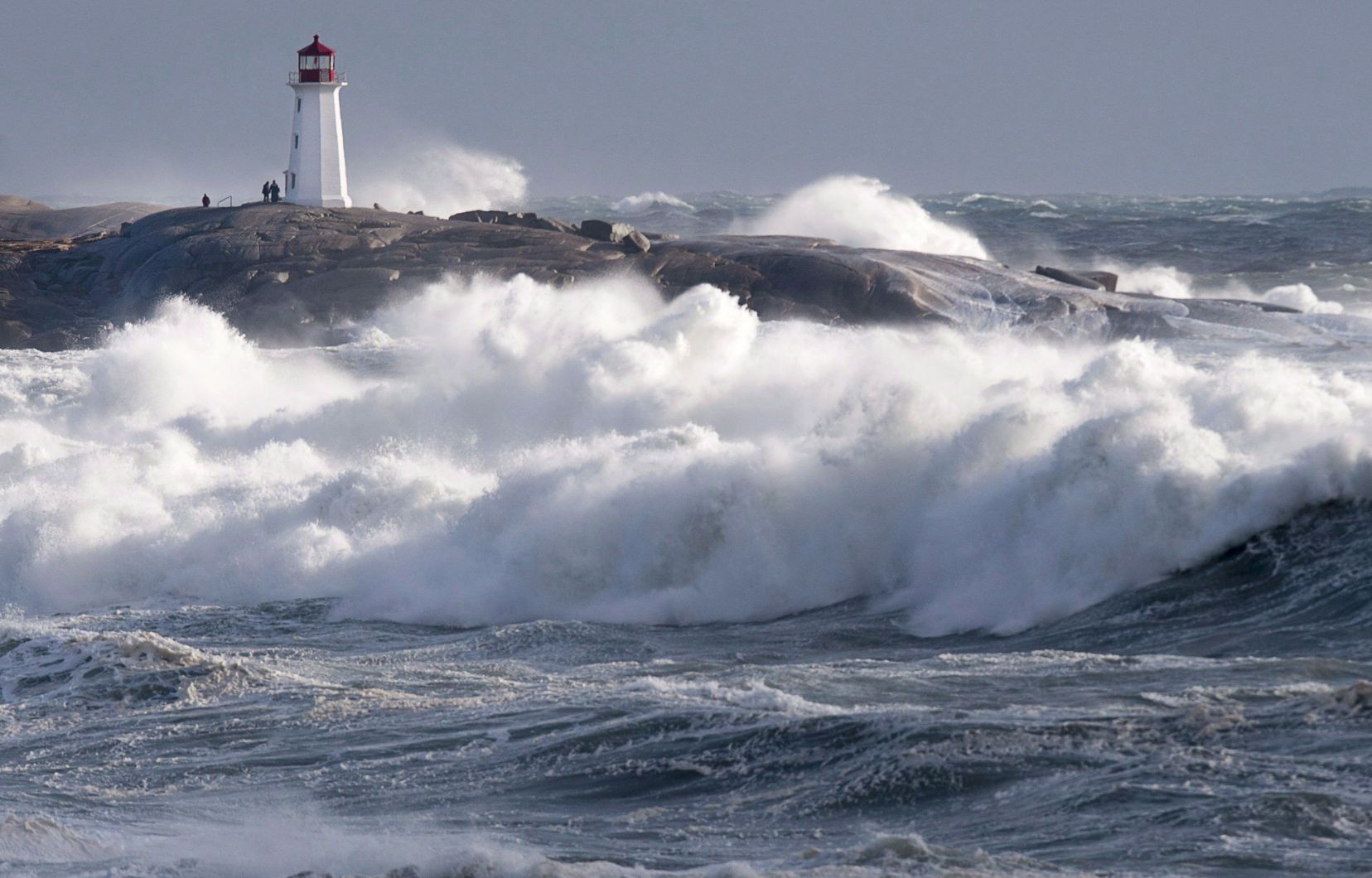 L’ouragan «Ernesto» devrait apporter de fortes pluies à Terre-Neuve lundi