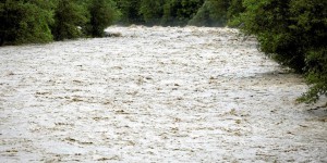 Pluie-inondation, canicule : 8 départements placés en vigilance orange par Météo-France