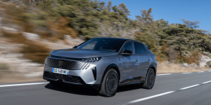 Nouveau Peugeot 3008 : l’hybride rechargeable plus cher que l’électrique