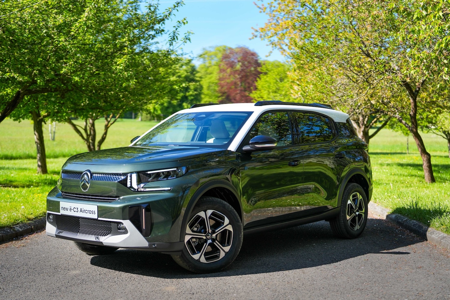 Présentation vidéo – Citroën ë-C3 Aircross : un SUV électrique vraiment pas cher, mais à petite autonomie