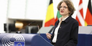 Marie Toussaint, tête de liste des écologistes aux européennes : « Face au chaos climatique, nous devons construire un Etat-providence européen »