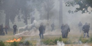 En images : la mobilisation contre l’A69 dégénère en affrontements avec les forces de l’ordre