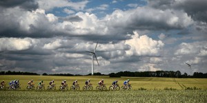 Est-ce que les éoliennes ne tournent que 25 % du temps, comme le dit le RN ?