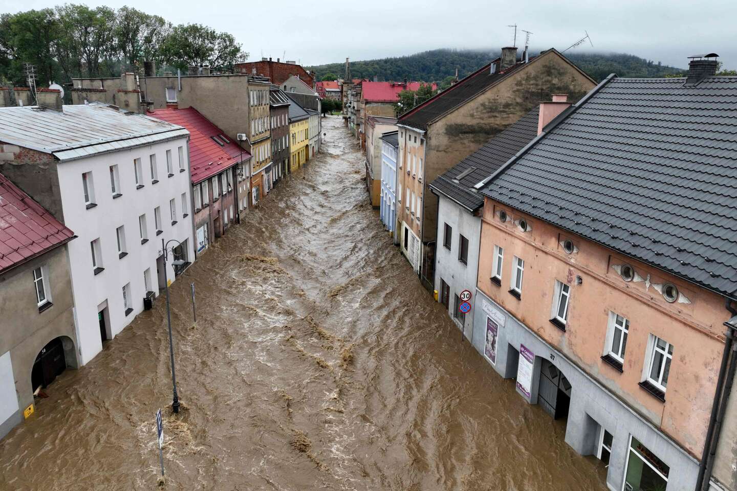 Tempête Boris : au moins quinze morts en Autriche, en Pologne, en République tchèque et en Roumanie à la suite de graves inondations