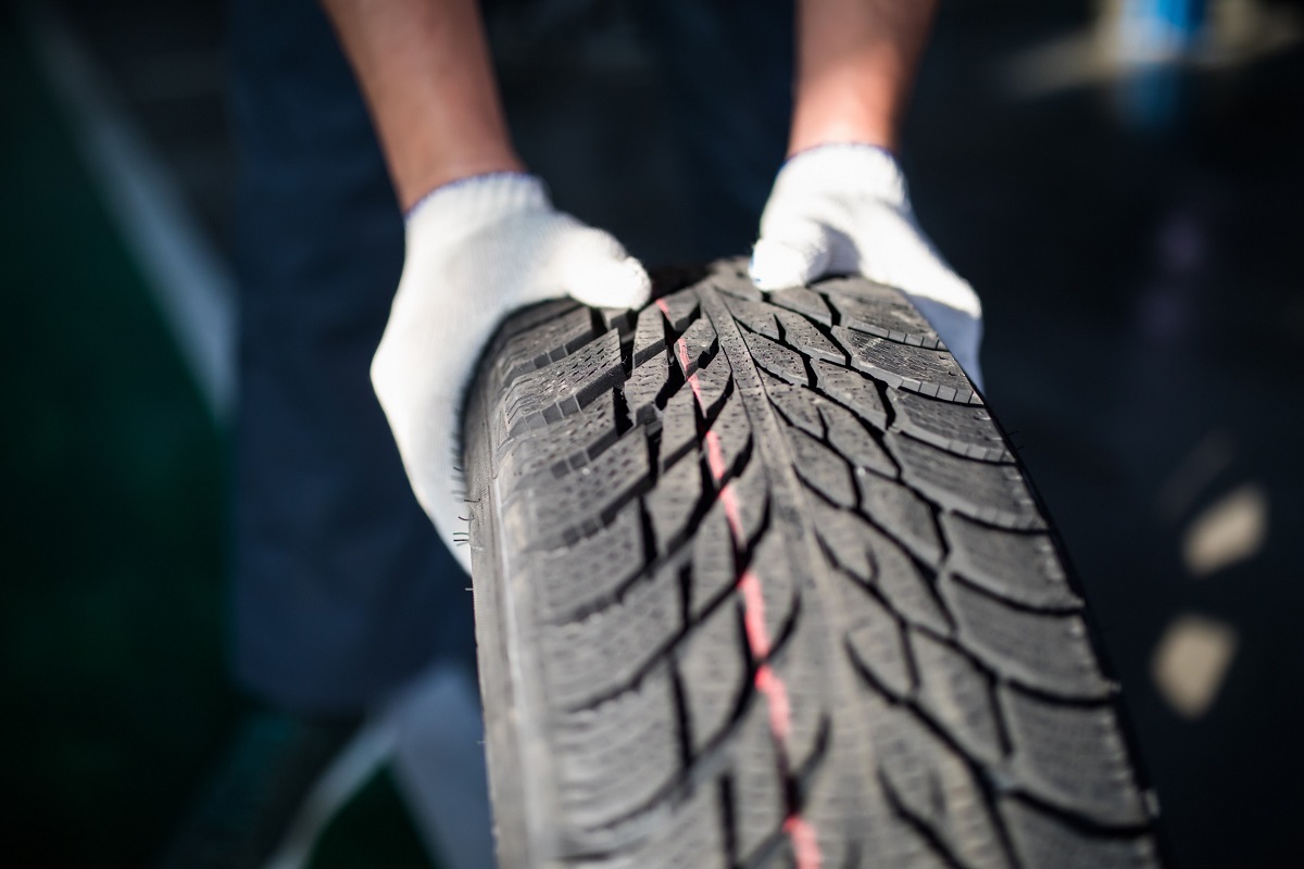 À quoi servent les rainures des pneus ? 