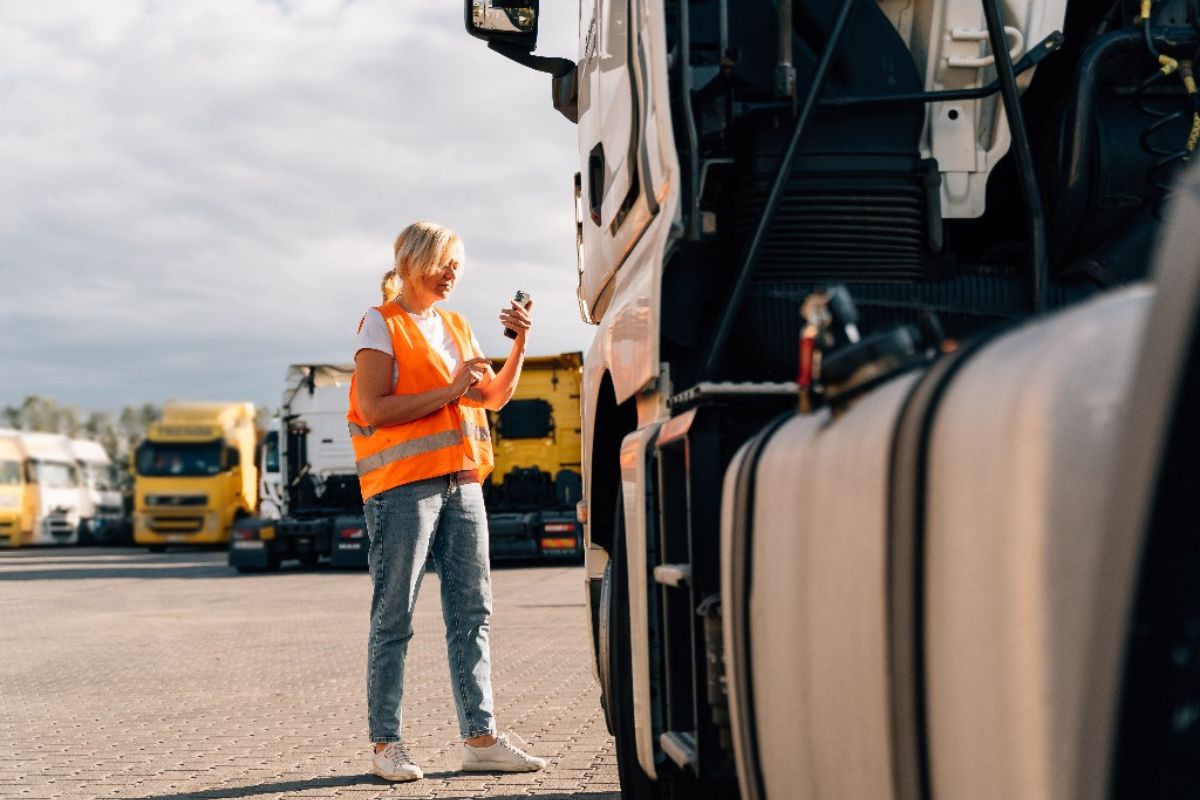 Comment se passe le contrôle technique poids lourds ?